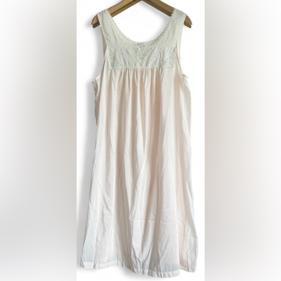 Vintage Cream Embroidered Floral Lace Nightgown Nightwear Cottagecore Large - Picture 1 of 9
